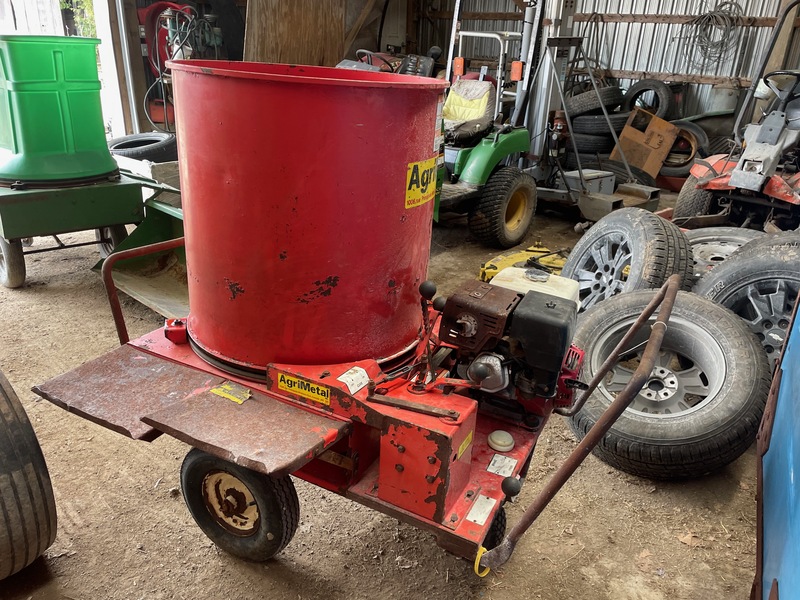 Hay/Forage/Livestock  AgriMetal Gas Bale Chopper Photo